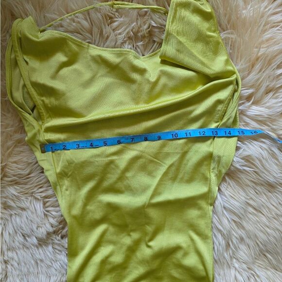 NWT Asta Resort Chloe Backless Maxi Dress Chartreuse Size Small - Picture 8 of 10